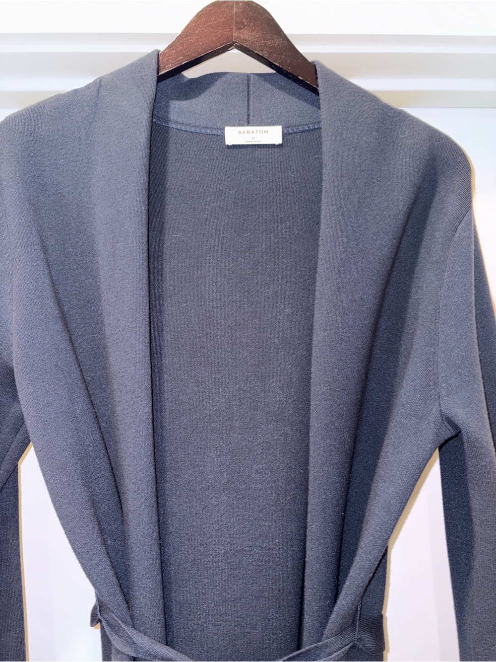 Aritzia Babaton TY Cardigan Dark Night Navy Size Medium - Picture 5 of 13